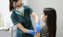 Vaccino Moderna: l'Aifa ne autorizza l'utilizzo per la fascia d'età 12-17 anni