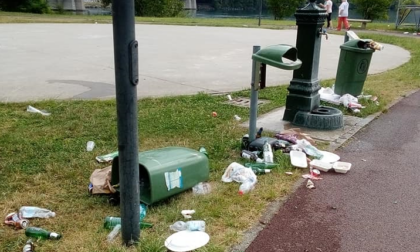 Festa smodata nel paese dell'azzurro Locatelli, il sindaco: "Domenica per la finale scordatevi il maxischermo"