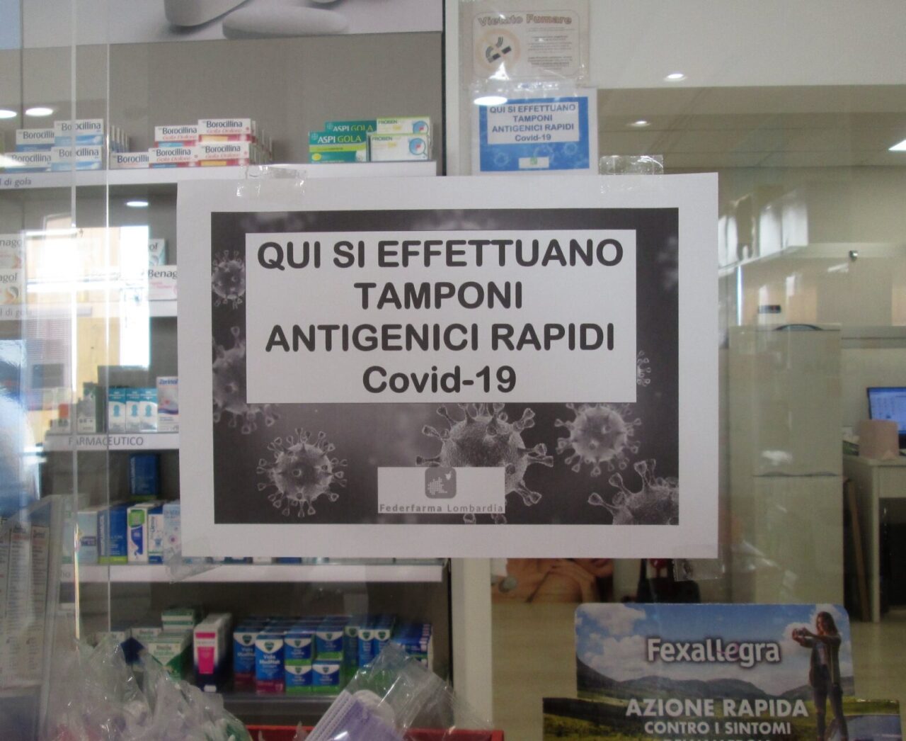 Tamponi rapidi a prezzi calmierati nelle farmacie: a Bergamo l’invito a farlo subito
