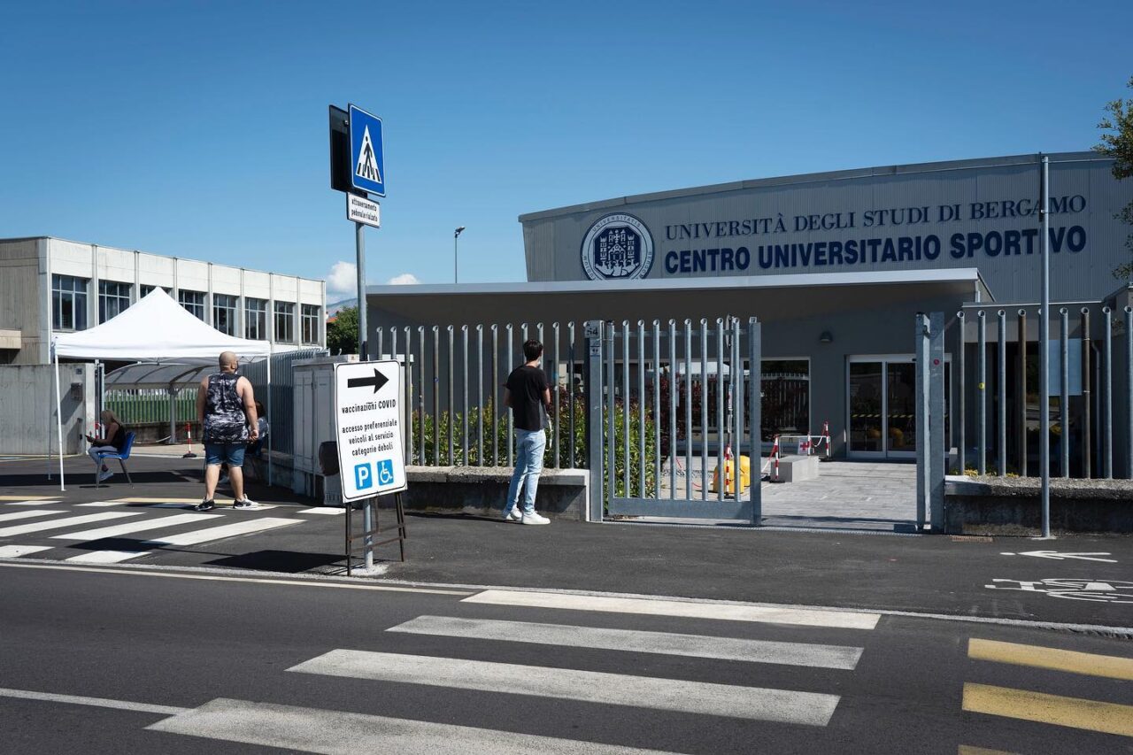 Asst Bergamo Ovest: chiusure e nuovi orari degli hub vaccinali. Ecco che cosa cambia
