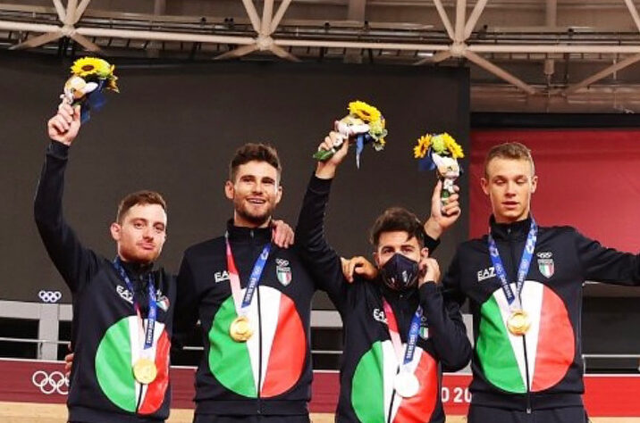 Olimpiadi, Simone Consonni d’oro nell’inseguimento a squadre