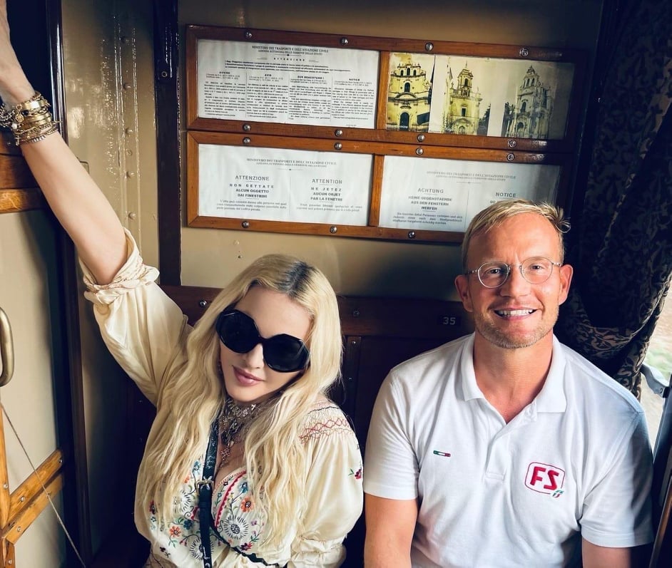 Madonna, da Fasano a Lecce a bordo di un treno storico. Tutto merito di un bergamasco