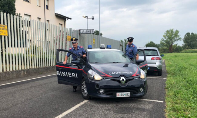 Atti persecutori verso la ex insegnante, 32enne arrestata