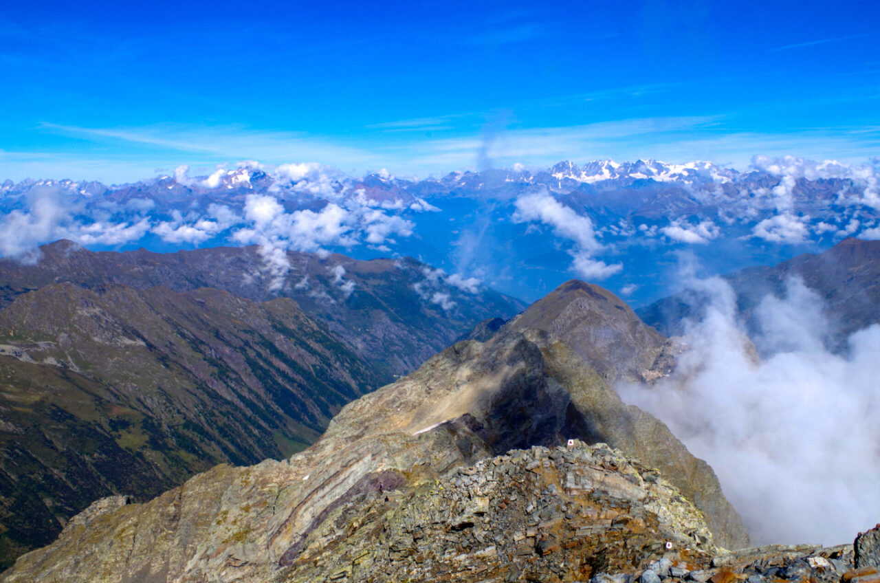 Una gita per scoprire perché il Pizzo del Diavolo di Tenda è il principe della Val Brembana