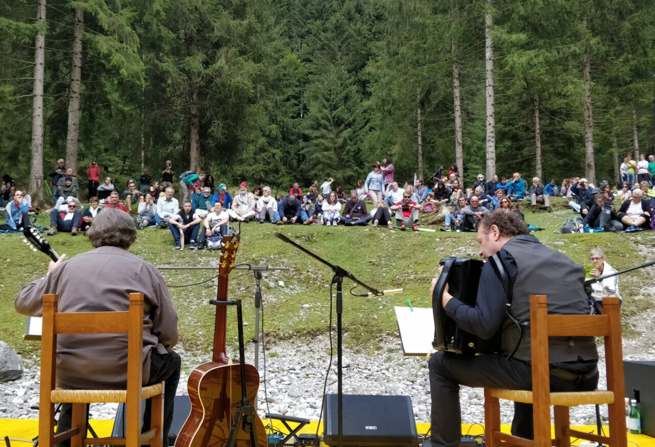 Riecco Acoustic Val di Scalve: a Schilpario e Vilminore chitarre, trame folk, note pop e jazz