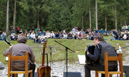 Riecco Acoustic Val di Scalve: a Schilpario e Vilminore chitarre, trame folk, note pop e jazz
