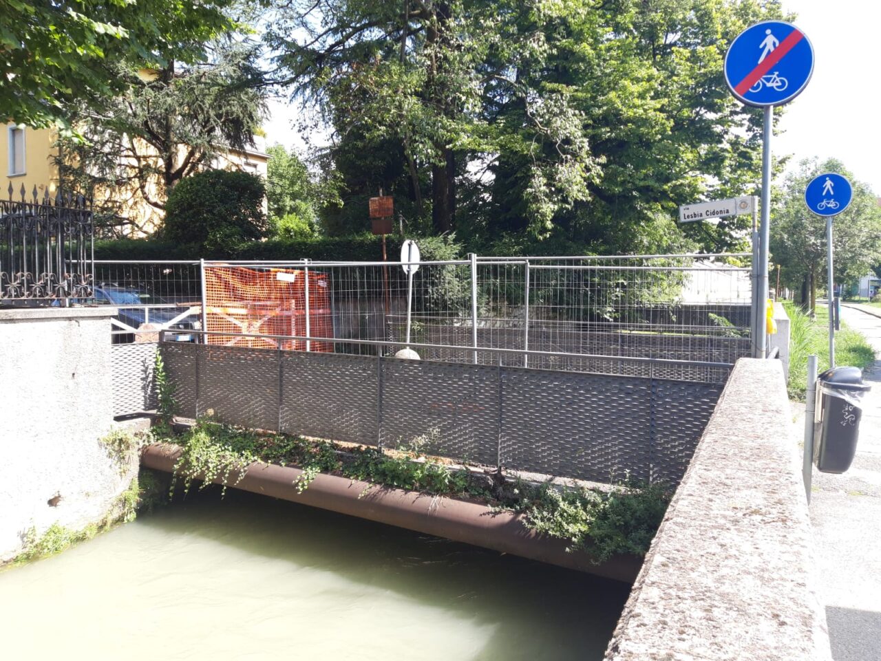 Sarà demolito e ricostruito il ponte che collega piazzale Loverini al quartiere Finardi