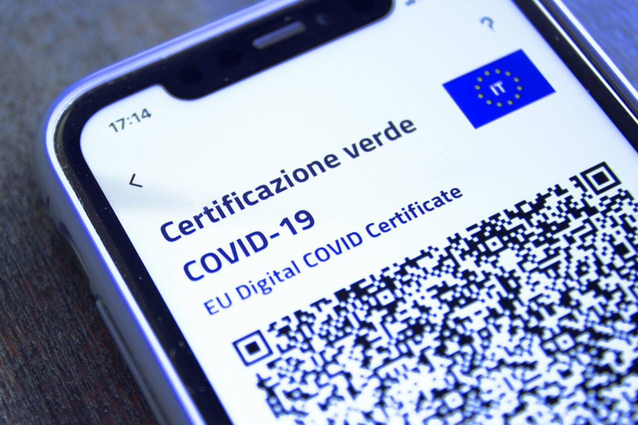 Dal 15 ottobre Green Pass obbligatorio in tutti i luoghi di lavoro, pubblici e privati