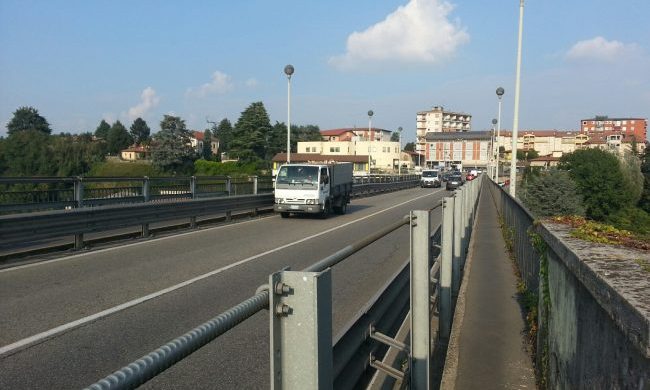 Le imprese bergamasche sui ponti dell’Adda: troppi divieti, così siamo meno competitivi