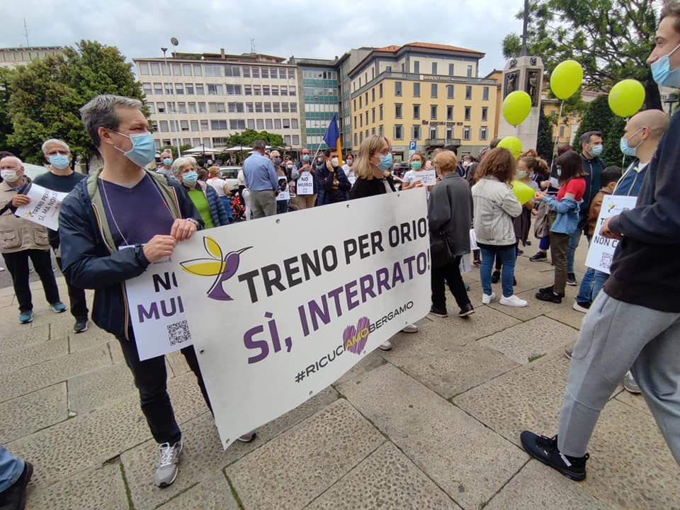 Rfi ammette che un semi-interramento della tratta è possibile, ma non si farà per costi e tempi