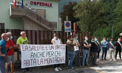 Il comitato per l'ospedale di San Giovanni Bianco: «La sua difesa una battaglia sacrosanta»