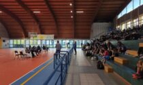Bosatelli primo ambasciatore a incontrare le atlete di Chorus Volley-Bergamo Academy