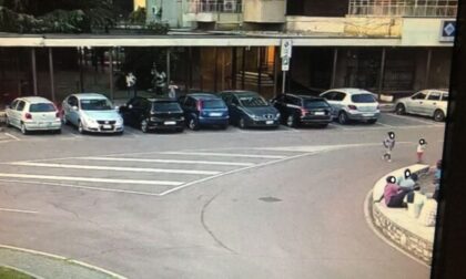 S'infila in una porta di servizio e scompare, bimbo di due anni ritrovato dai carabinieri