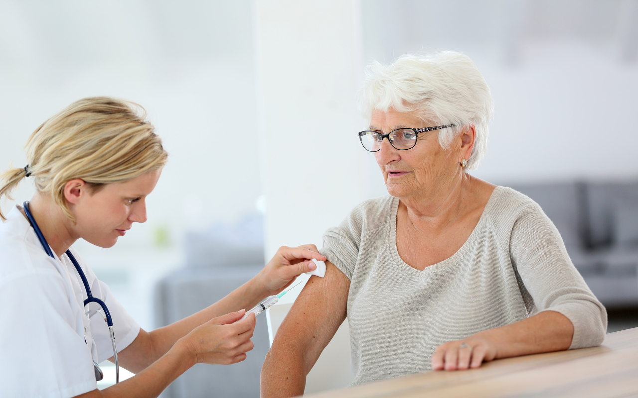 Campagna antinfluenzale: a Bergamo si parte con le vaccinazioni il 15 ottobre