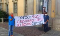 Depotenziamento dell'ospedale di San Giovanni Bianco: sit-in di protesta al Papa Giovanni