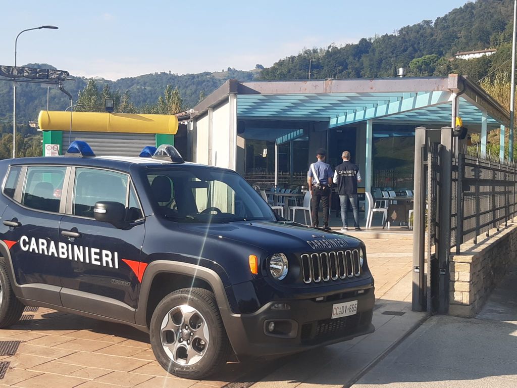 Ristorante con autolavaggio, all’interno tre lavoratori in nero: maximulta e denuncia