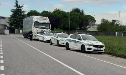 Tir sfreccia a 105 km all’ora: tremila euro di multa a Zingonia