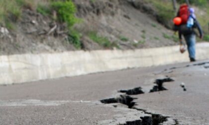 Frana di Tavernola: dopo il terremoto, Regione sospende l'attività di brillamento in cava