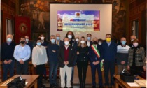 Oltre 120 donazioni: in Comune premiati 16 donatori più meritevoli dell'Avis Bergamo