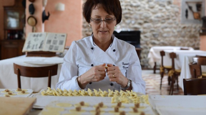 “Breve storia del casoncello”, un libro tutto da gustare