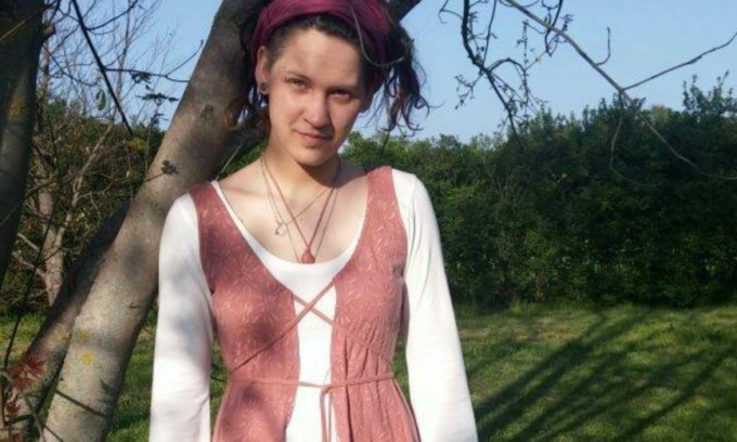 Travolta in bici la notte di Natale, soli 8 mesi all’assassino. La madre: «Uccisa due volte»