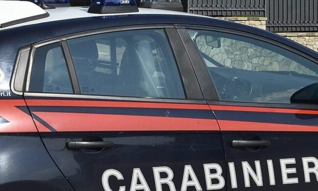 Suisio, la Festa della Leva e le scritte sull’asfalto in via Dante