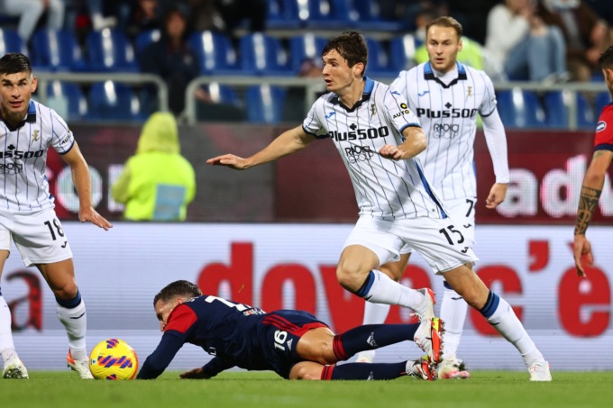 De Roon abbassa la pressione della sfida col Napoli: «Scudetto? Non ne parliamo»