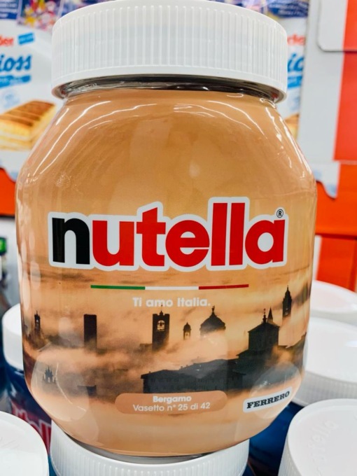 Sono arrivati i barattoli della Nutella con l’immagine di Città Alta (e vanno già a ruba)