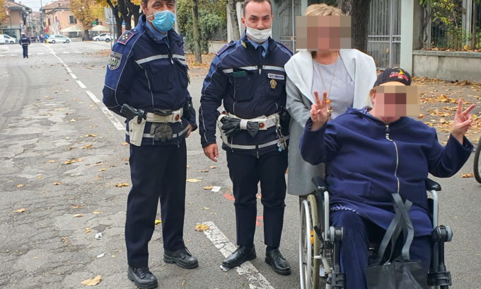 Madre e figlia disabile si perdono al mercato di Treviglio, la Polizia Locale le aiuta