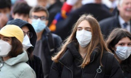 Bergamo ripristina l'obbligo delle mascherine all'aperto nei luoghi più affollati