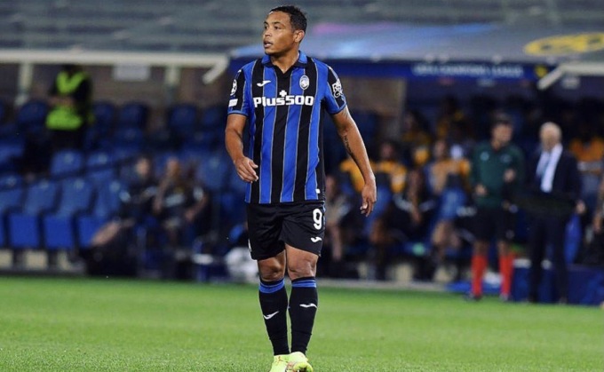 Atalanta-Villareal, un furto. Ma a casa di Muriel (mentre è in campo)