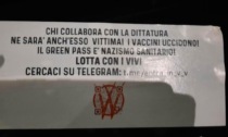 Volantini no-vax sulle auto dei dipendenti del Papa Giovanni. Fagiuoli: «Nessun rispetto»