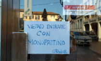 Vietato entrare al bar con... il monopattino