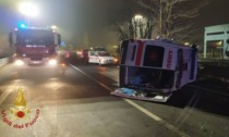 Pedrengo, frontale contro l'ambulanza nella notte di Natale: quattro feriti