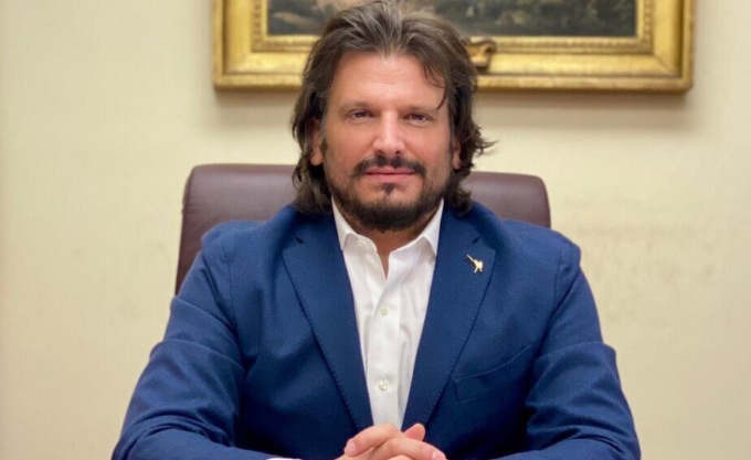 Vittima di «insulti, minacce e ricatti», sfogo dell’ex deputato leghista Invernizzi
