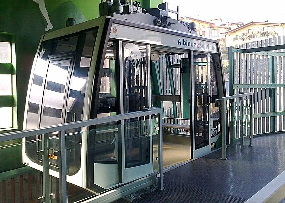 Il Covid taglia le corse della funivia Albino-Selvino: manca il personale