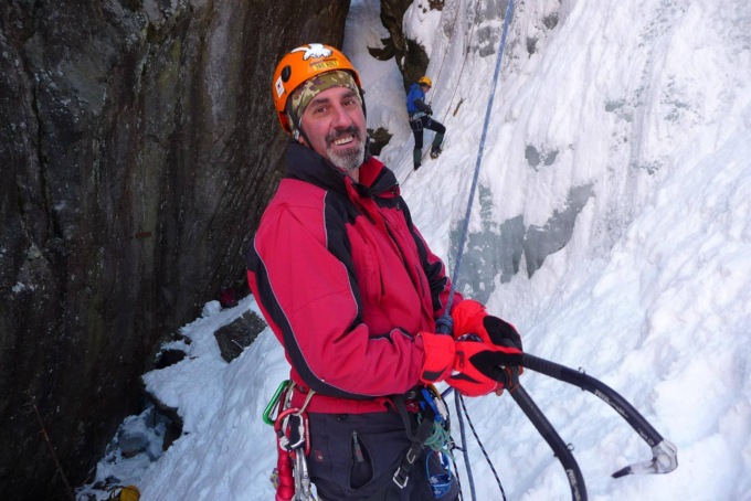 Chi era l’alpinista di Almenno San Salvatore morto su una cascata di ghiaccio in Valtellina