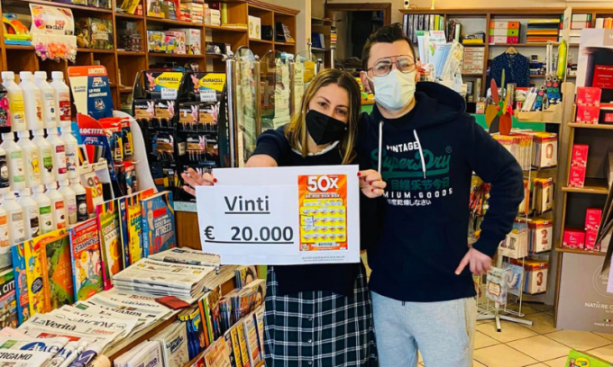Con un Gratta e Vinci da 10 euro ne vince ventimila: colpo di fortuna a Covo
