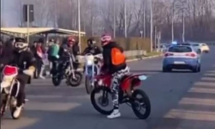 Ancora un raduno clandestino di motociclisti: controllati oltre 30 giovanissimi