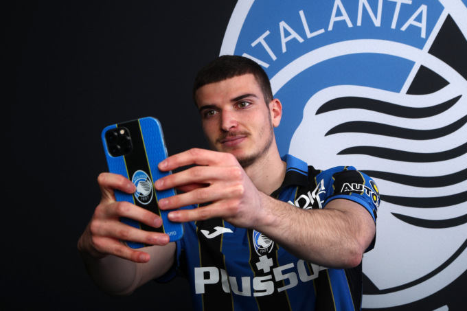 Mihaila ha già capito la regola: «Pezzella mi ha consigliato di stare zitto e pedalare»