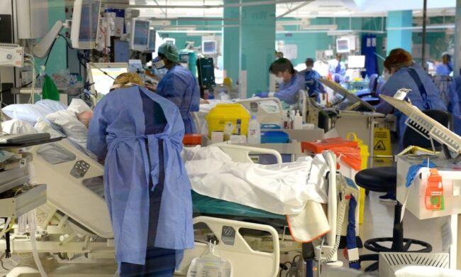 A Bergamo 547 nuovi positivi. In Lombardia aumentano i ricoveri ma calano le vittime