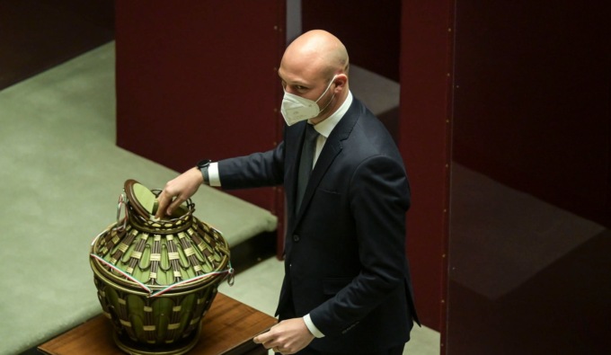 Violi, l’ultimo grillino: le critiche a Di Maio e lo sconcerto per lo scontro interno