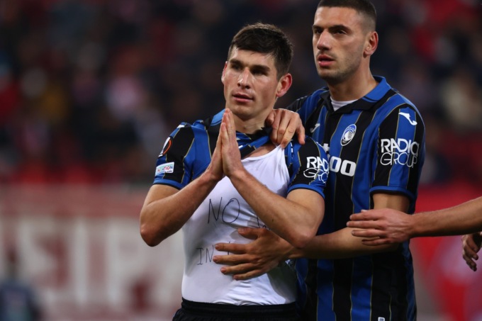 La partita più difficile di Malinovskyi, quando il calcio serve anche a mandare messaggi di pace