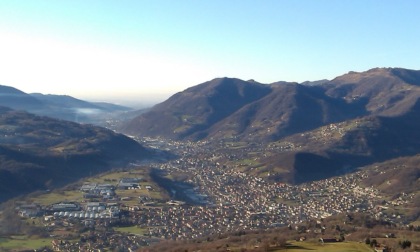 Dall'aeroporto ad Alzano in bici: in onda a breve la prima puntata su Sky dedicata alla Val Seriana