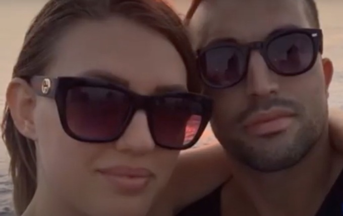 Ridotto in fin di vita fuori dal Number One: la fidanzata lancia una raccolta fondi