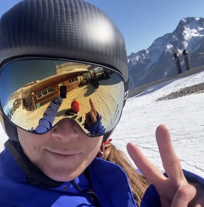 «Presto le Olimpiadi in Cina»: l’annuncio di Sofia Goggia sulle note di Mahmood e Blanco