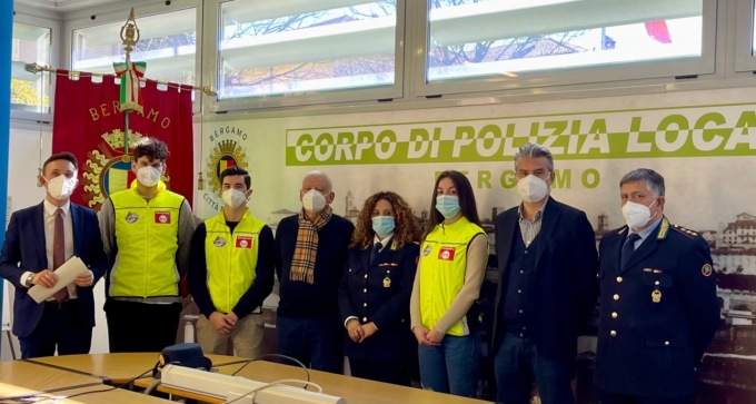Sicurezza e legalità, fin da giovani: siglata la convenzione tra Polizia locale e l’associazione “Ragazzi On The Road”
