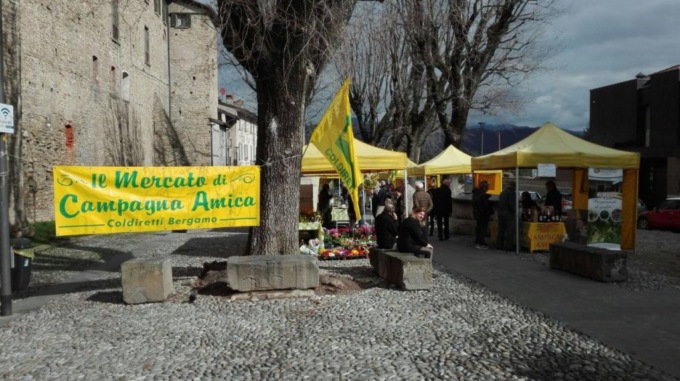 Davanti alla sede di Coldiretti Bergamo in arrivo il nuovo mercato Campagna Amica