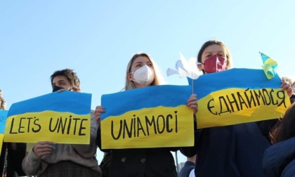 L'appello delle ucraine: «Bergamaschi, aiutateci a portare via altri bambini dalla guerra»