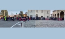 Il video delle centinaia di persone in coda a Lurano per avere un posto dal nuovo medico